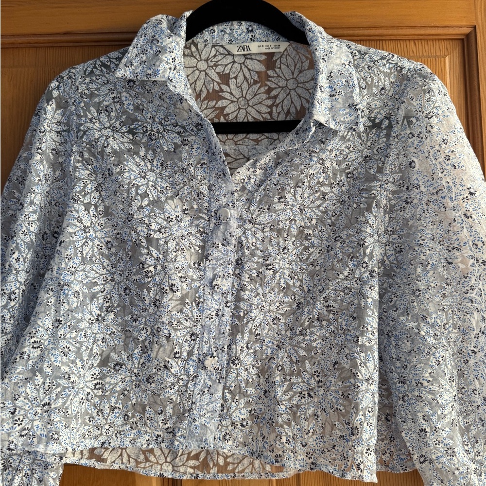 Zara Women's Blue Floral Lace Top